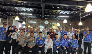 PJU dan jalan berlubang di Sepanjang jalur wisata Anyer masih belum temui titik terang