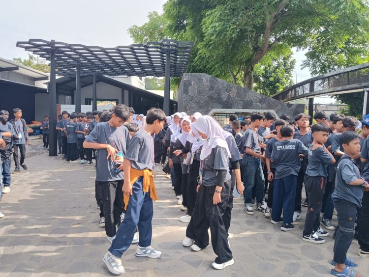 Patuhi Aturan DINDIKBUD Provinsi Banten SMPN 5 Kota Tangsel Menggelar Outing Class Di Anyer Wonderland
