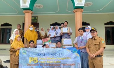 SMA Negeri 1 Anyer Salurkan Bantuan terhadap Masyarakat Terdampak Bencana Alam di Padarincang